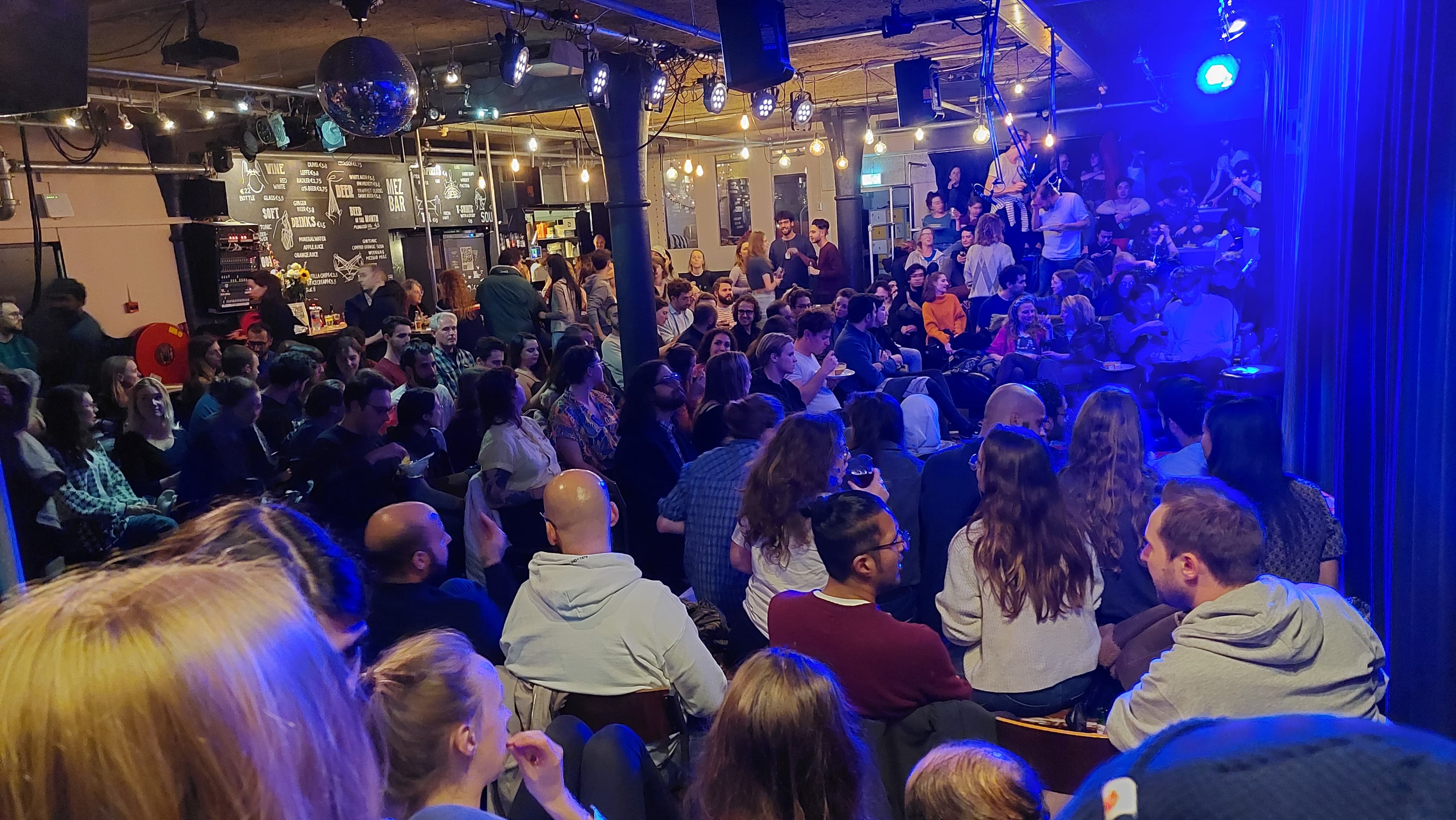 Balfolk Social in de Mezrab met Les Kickeuses en Baftig Collectief